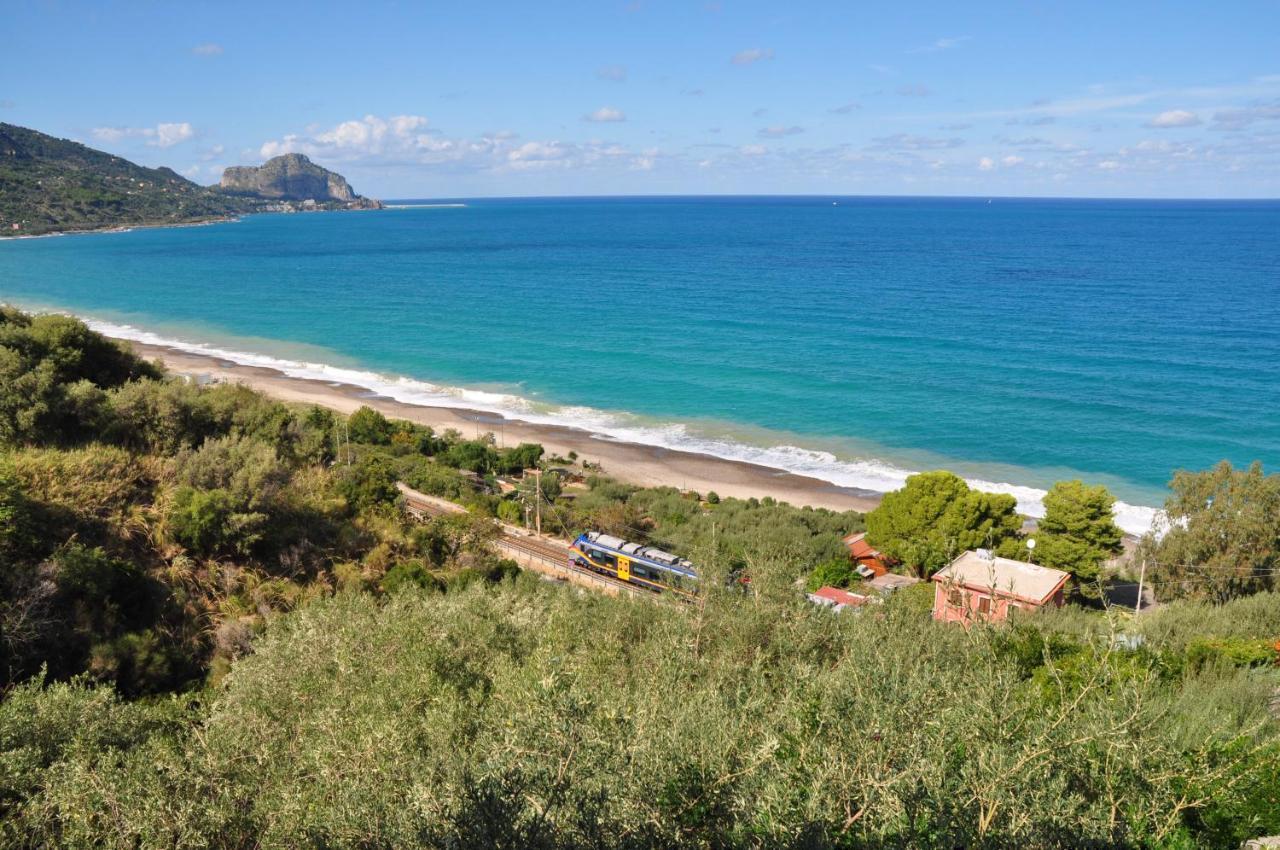 Sea Sound House Villa Sant'Ambrogio  Exteriör bild